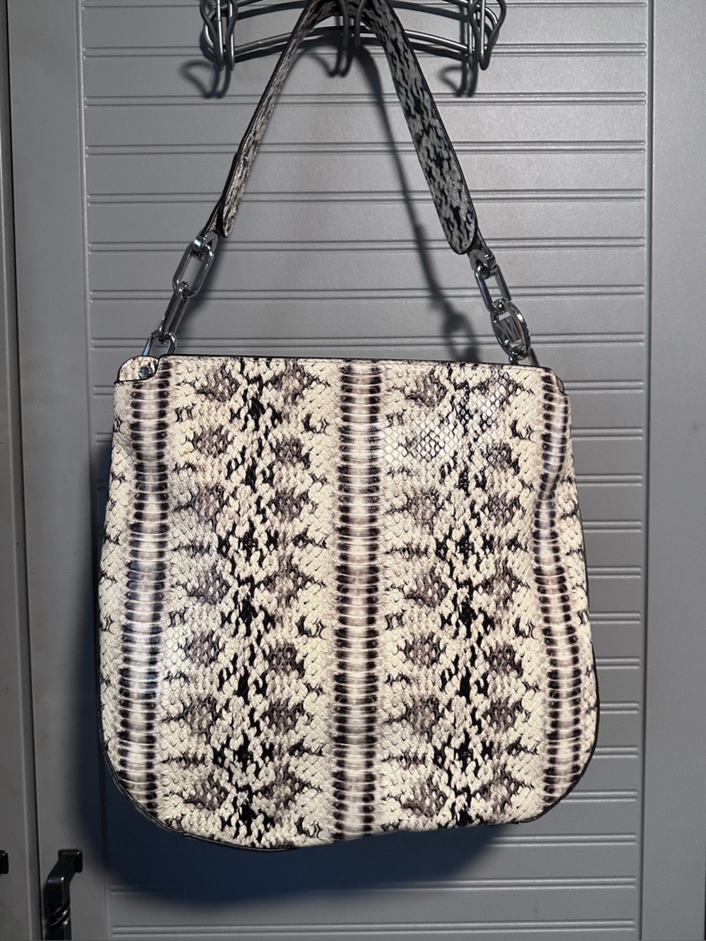 Michael Kors Fulton Large Natural Snakeskin Embossed Leather Hobo Bag NWOT - Picture 4 of 16